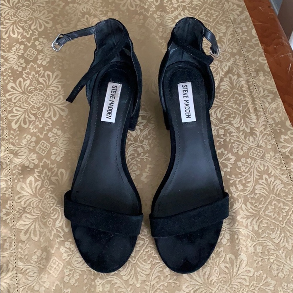 Steve Madden black heels